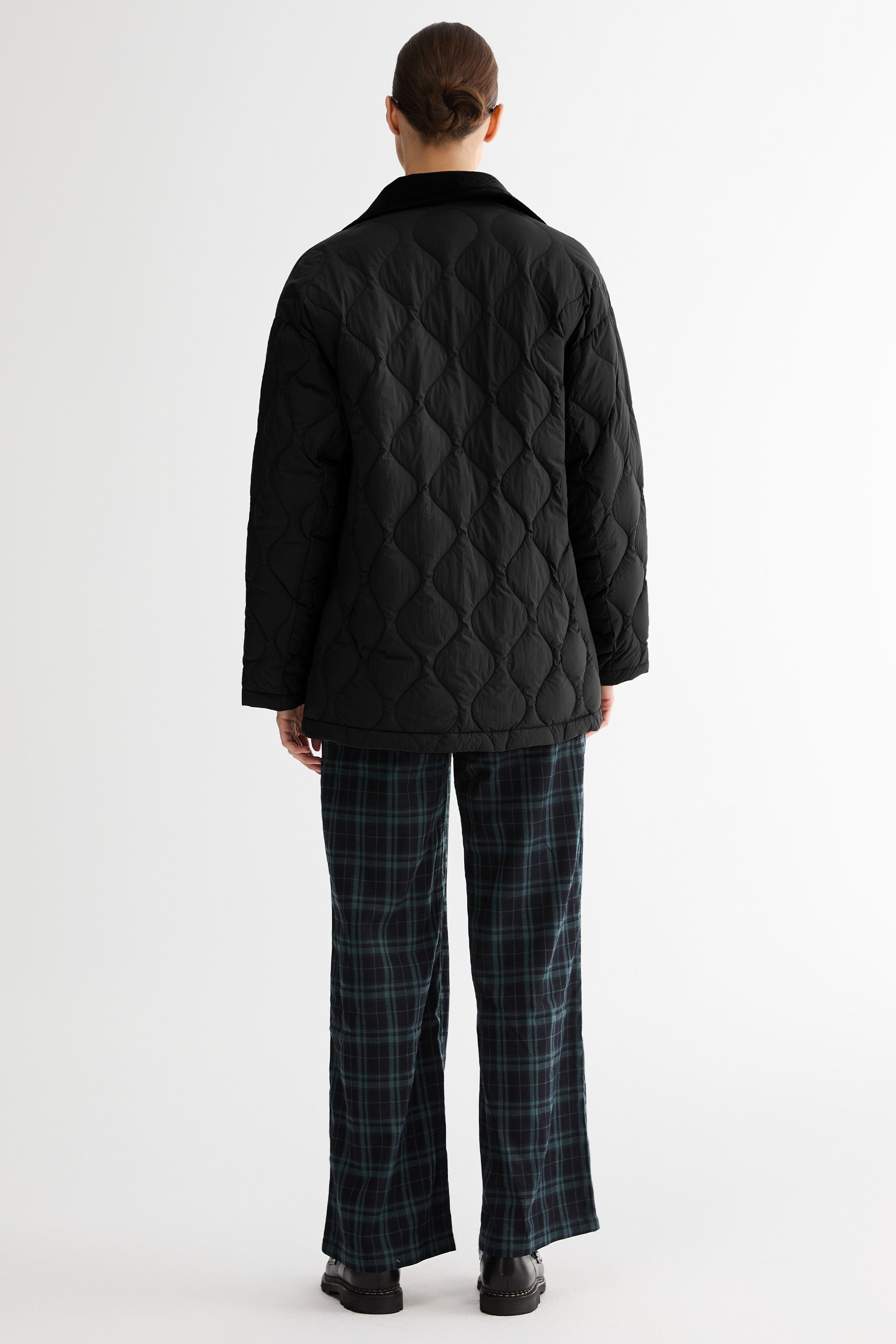Oversized Velara Quilt Lightweight Down Jacket
