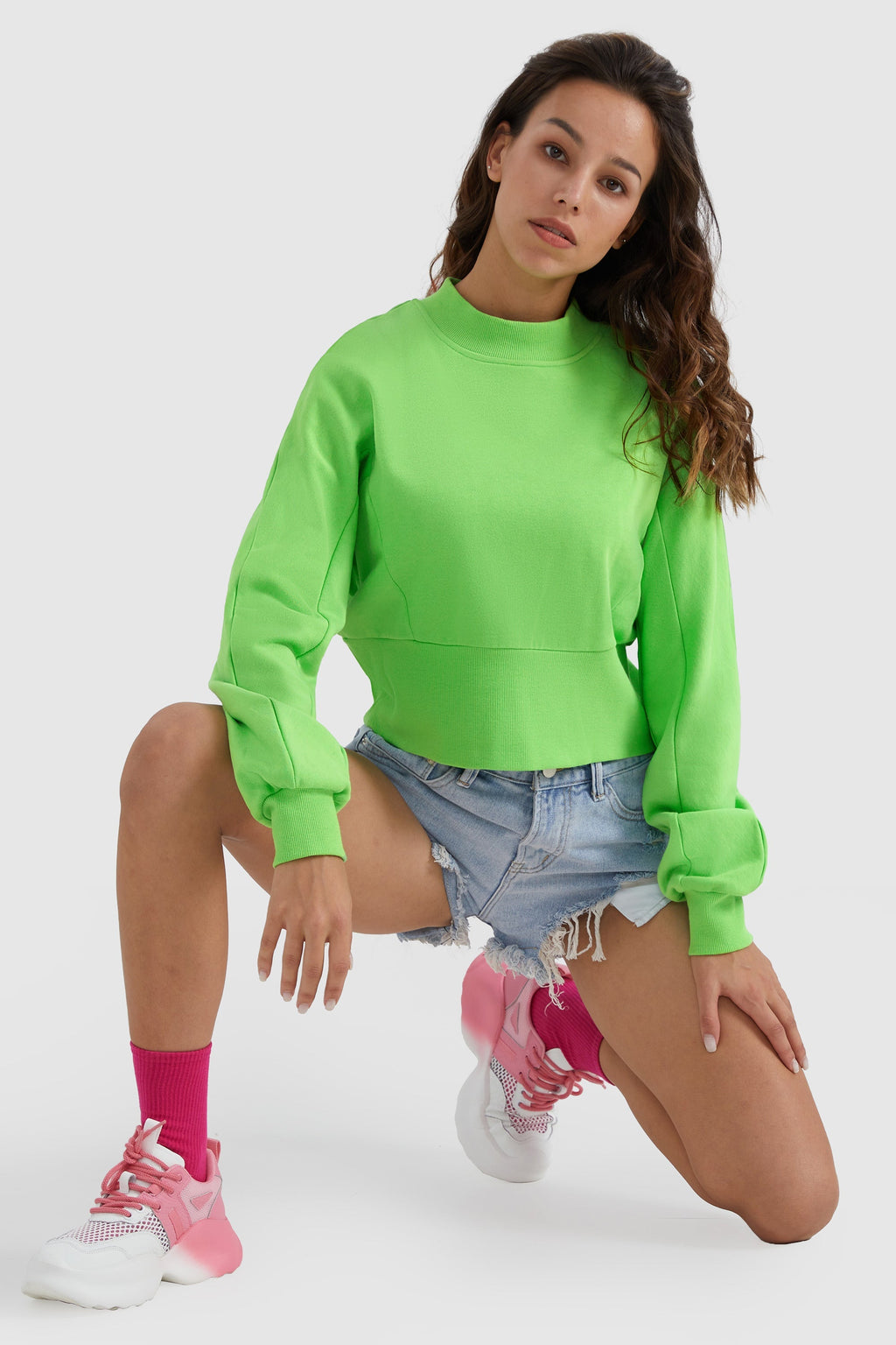Crewneck Drop Shoulder Cropped Sweatshirt