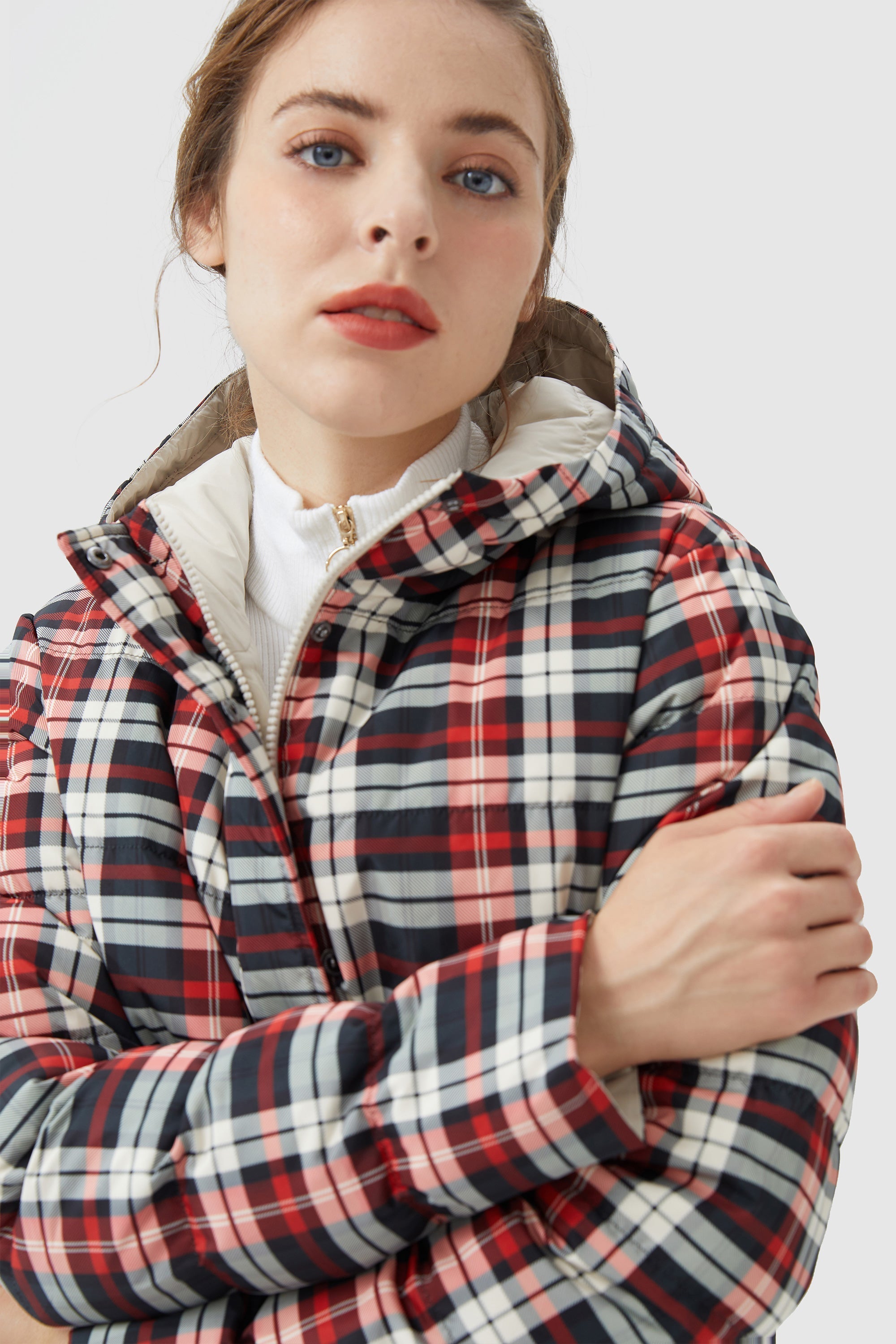 Lightweight Reversible Down Jacket with Hood