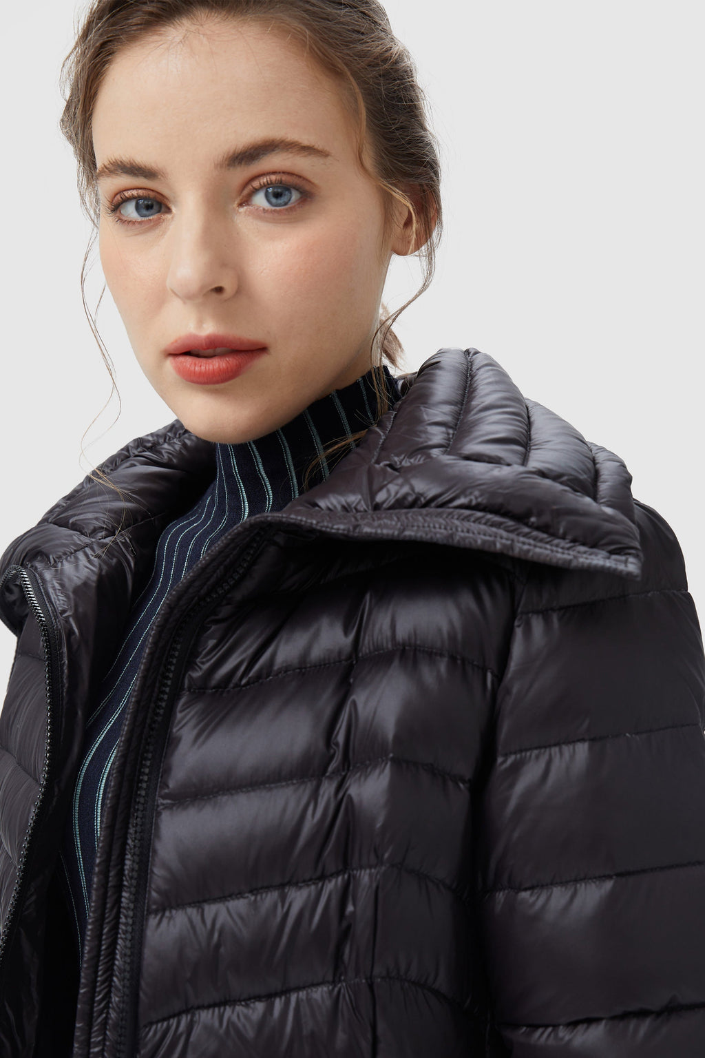 Short Light Packable Down Jacket